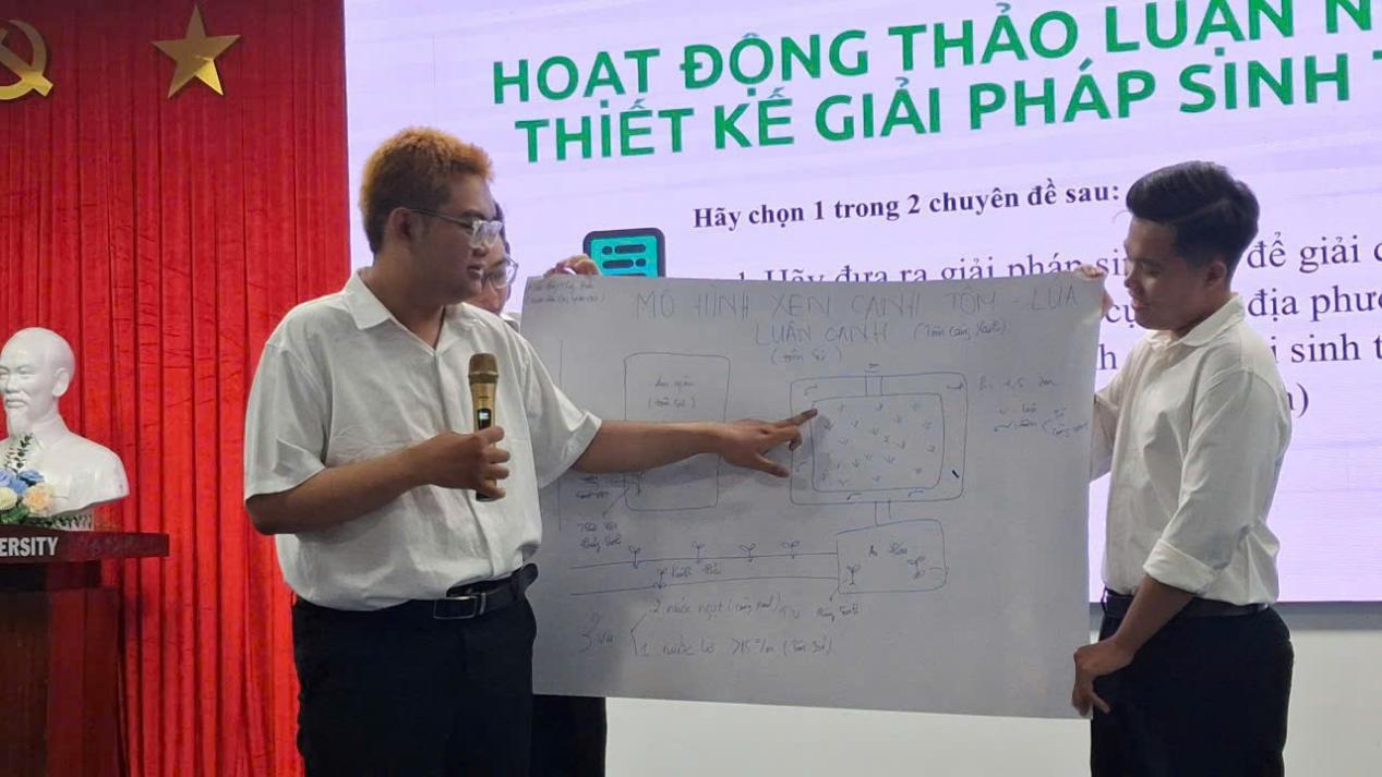 z7350639499105_b87f489038281e9d4381bd3ff3cfb643