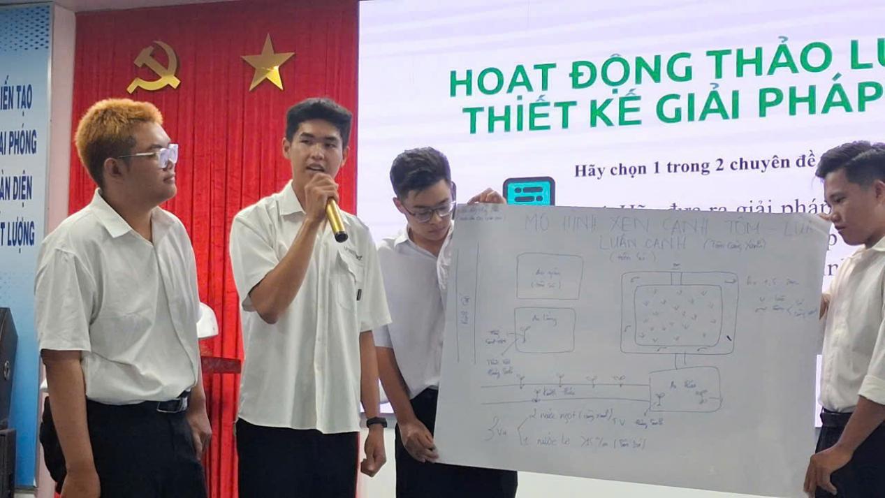 z7350639502662_9b6e739f9c31b403d51a424ffa42971d