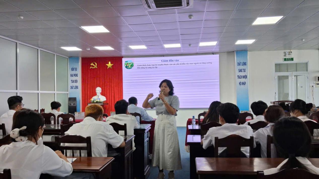 z7351033584474_58285052984aac0c1b9f2bdb6c802cd2