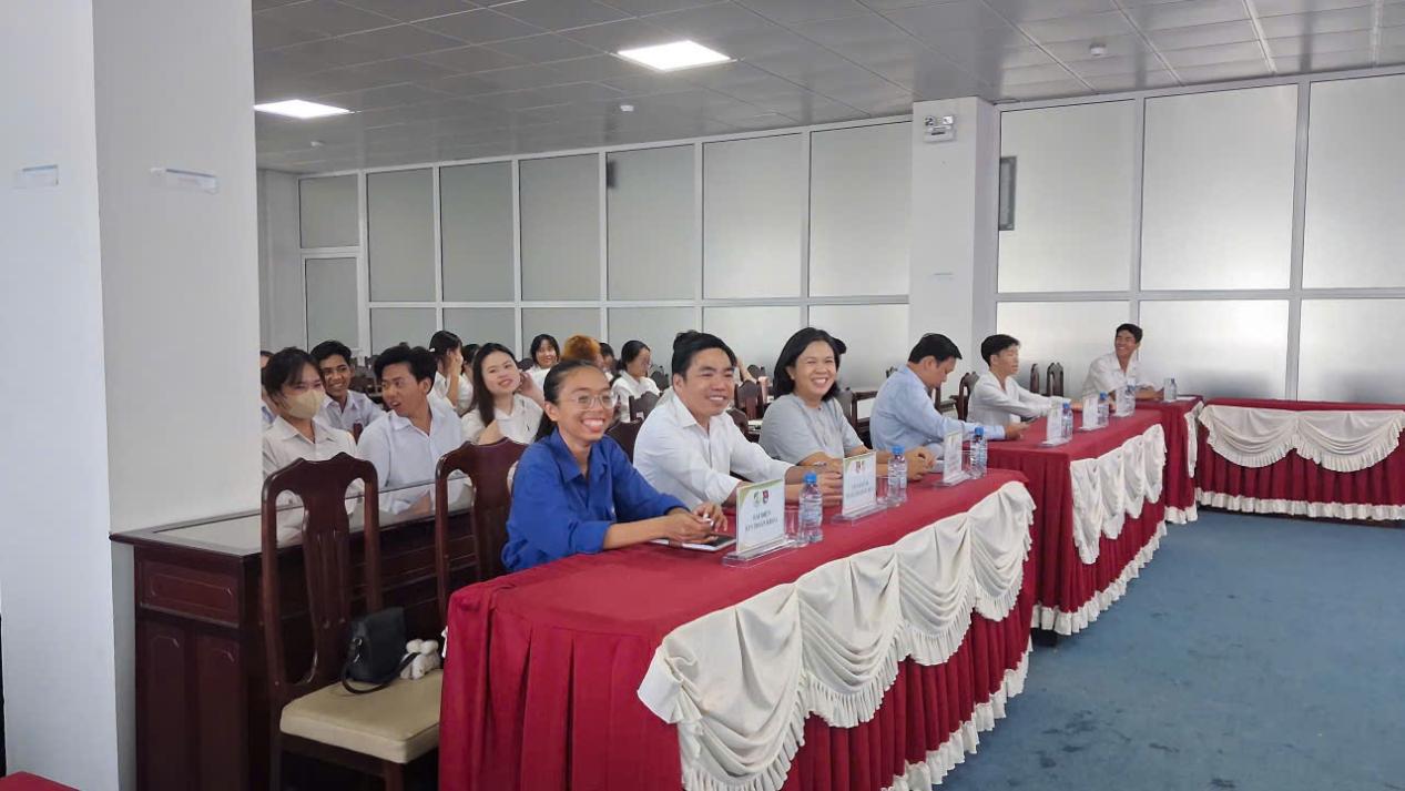 z7350984548977_37a1078bf965e45a8eb99531be1ed697